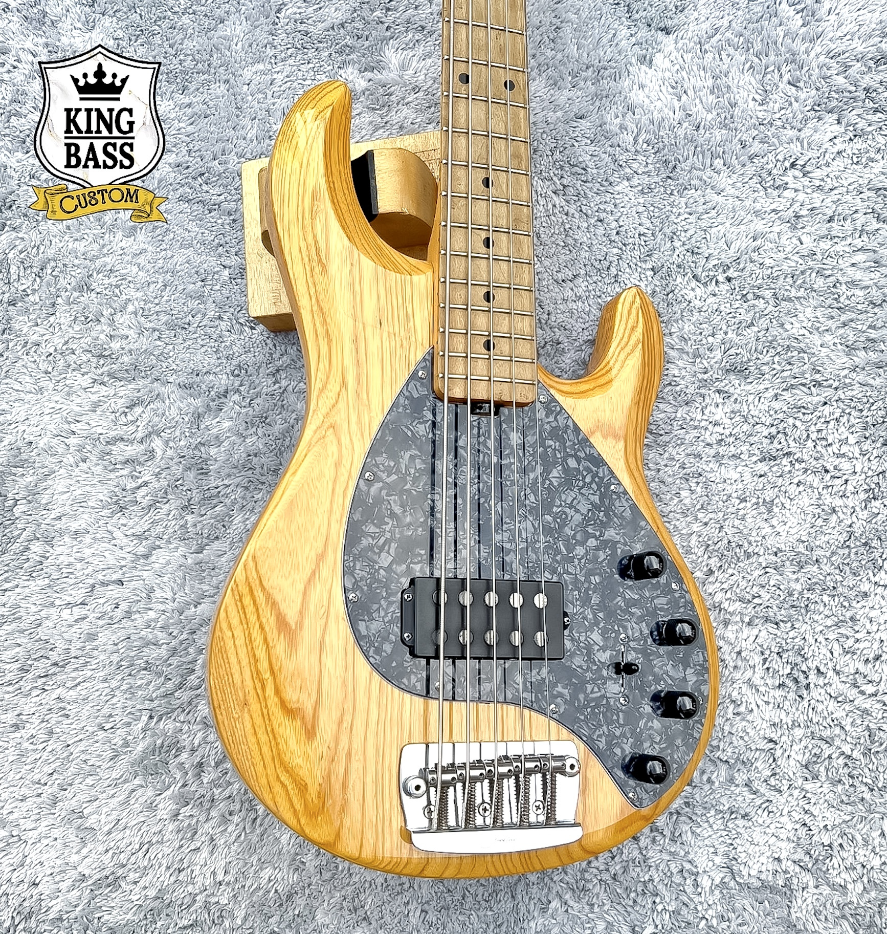Music Man Sterling Ray 35 5H Ano 2004